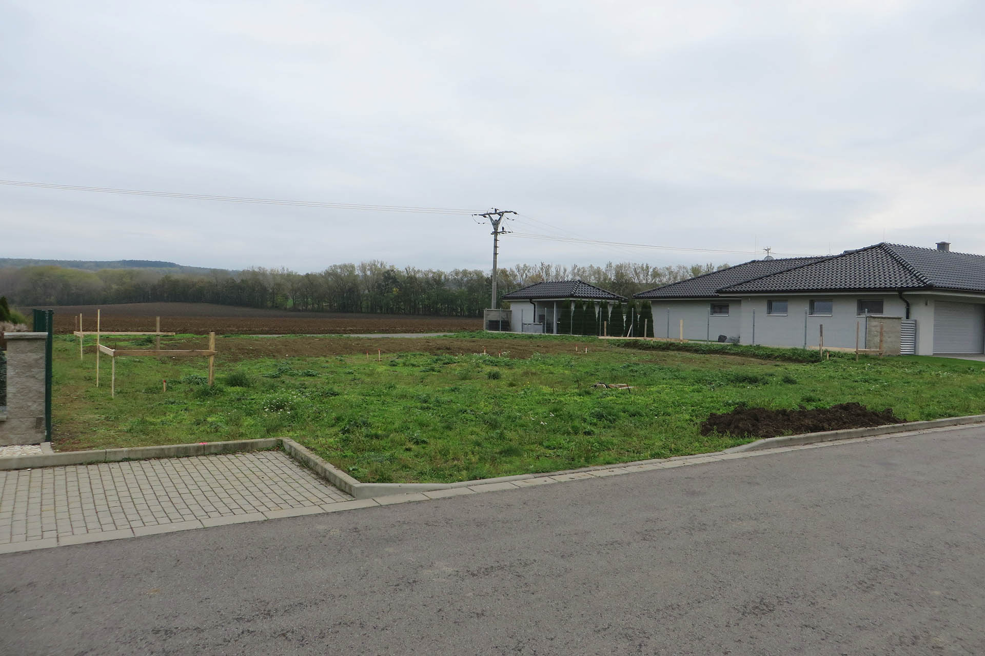 Vytyčení půdorysu rodinného domu na parcele v Nivnici